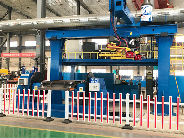 大型龍門(mén)雙機(jī)器人吊裝軌道工作站案例！